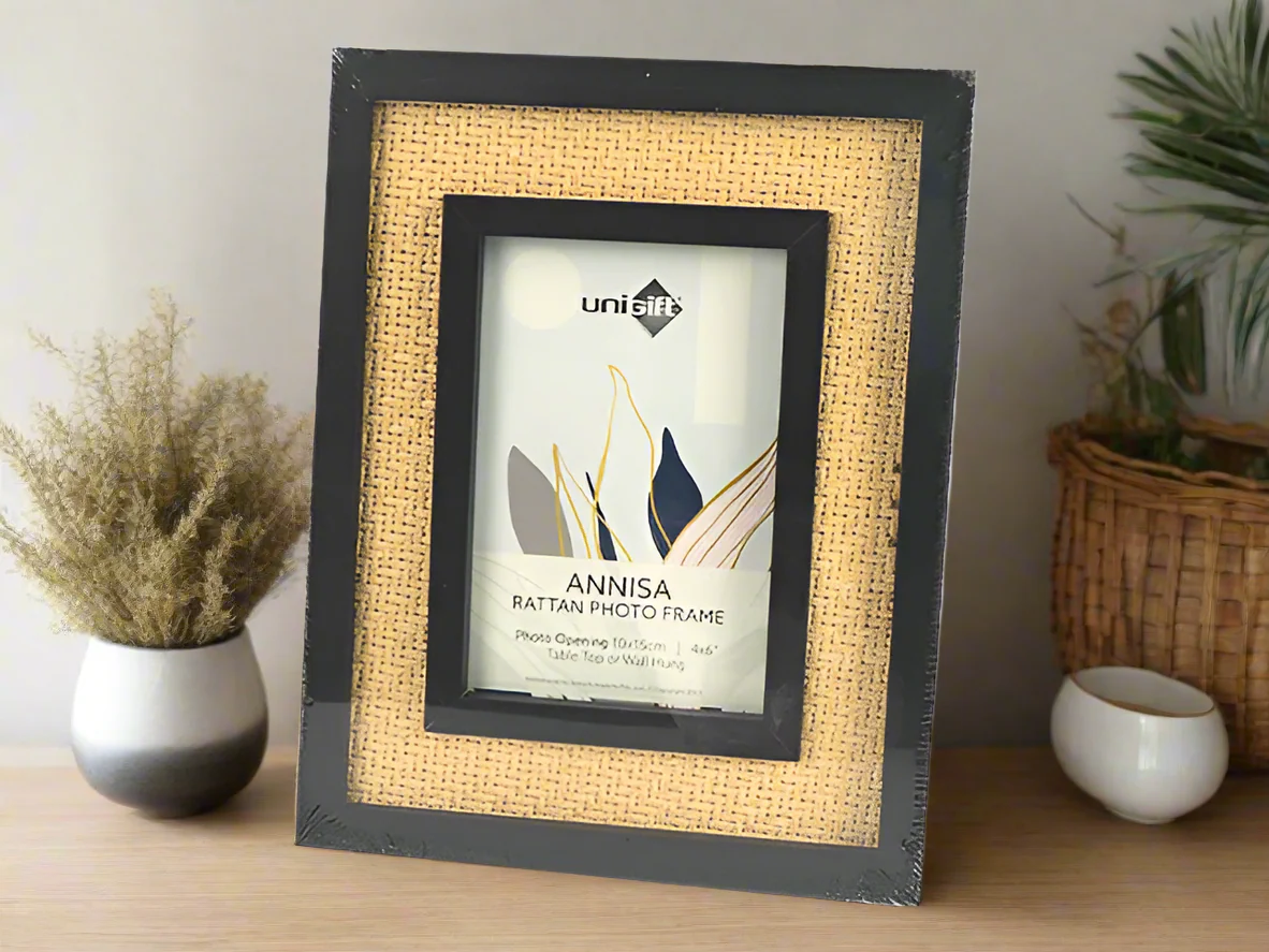 Annisa Rattan Frame – 10x15cm Handwoven Rattan & MDF Photo Frame - Image 3