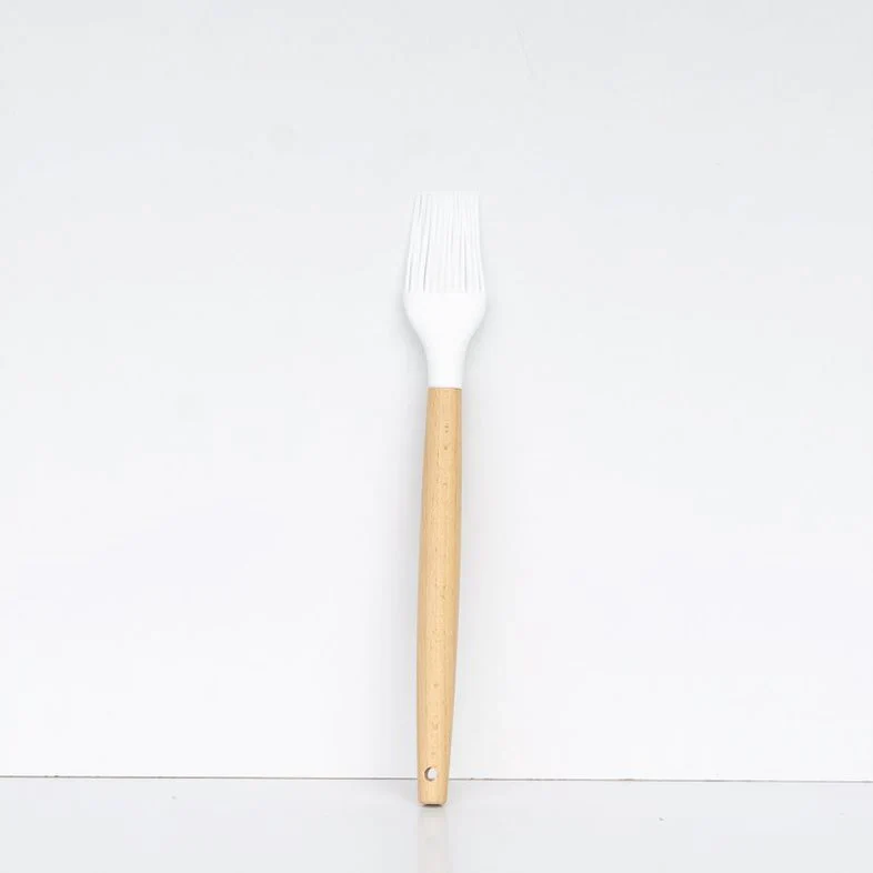 Accent Acacia Handle Silicone Brush - Image 3