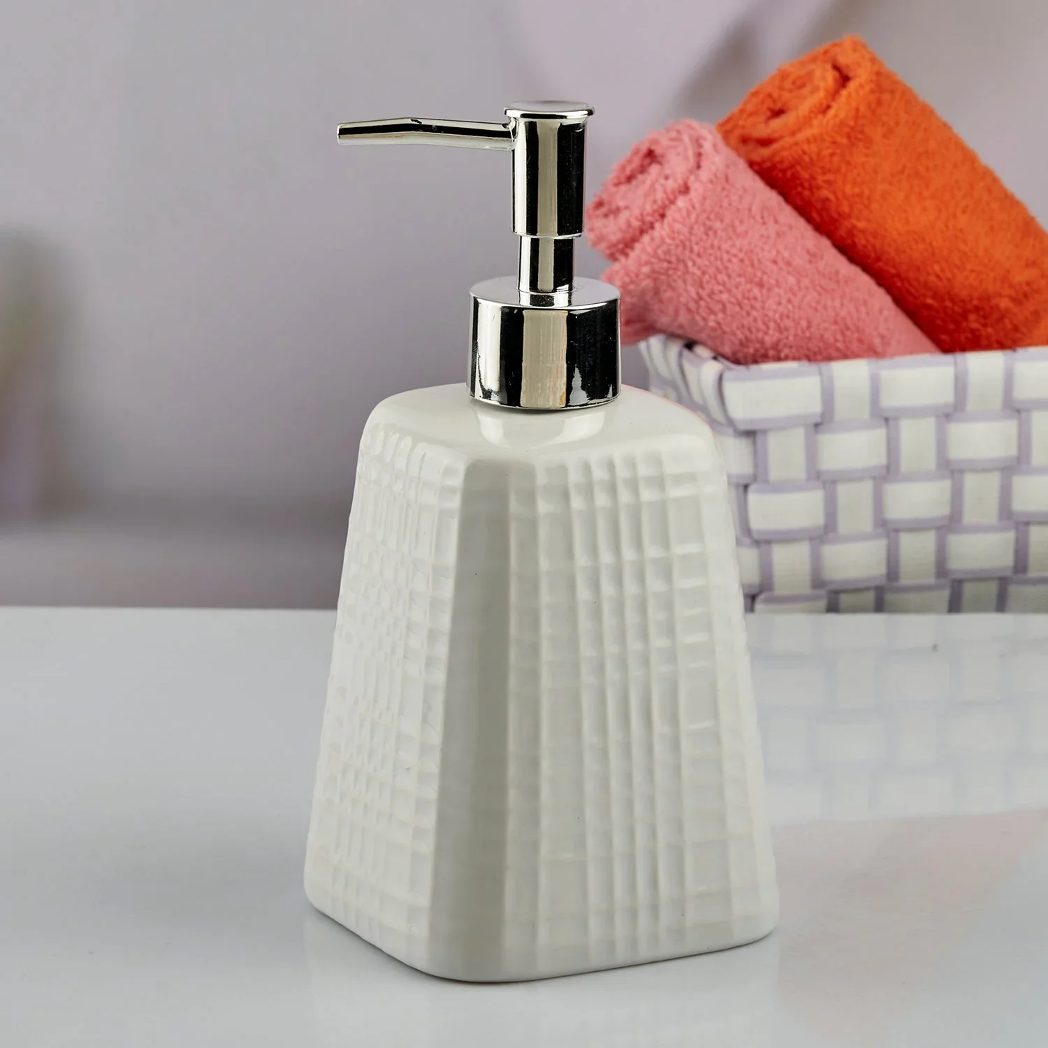 Cairo Ceramic Soap Dispenser -White - Image 4