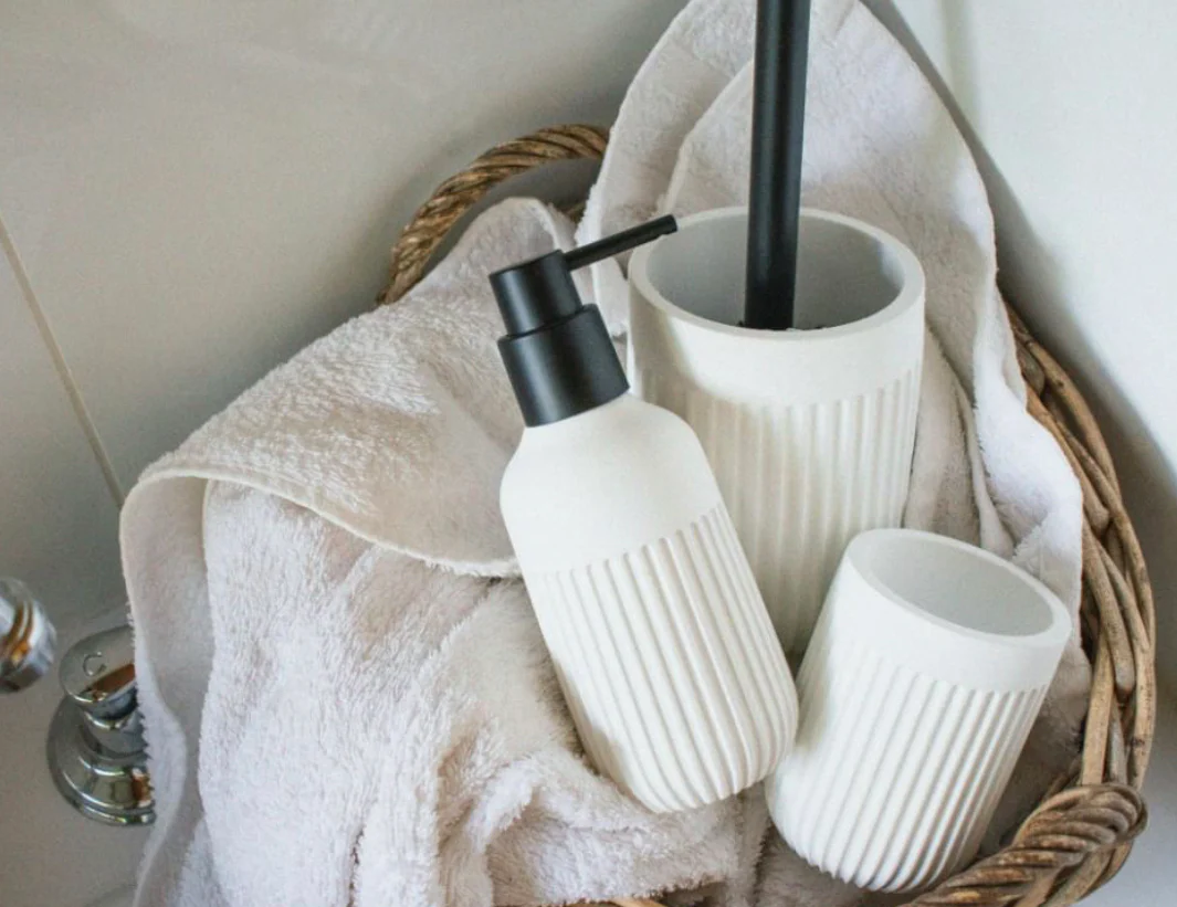 CULT Tumbler - White - Image 4