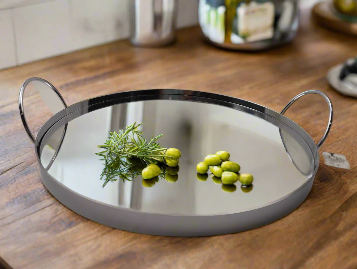 House of Hamptons Mirror Tray (Silver) - 30cm - Image 3
