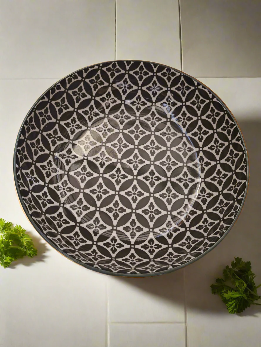 Moroccan Style Shallow Salad Bowl - 22.5 cm - Image 19